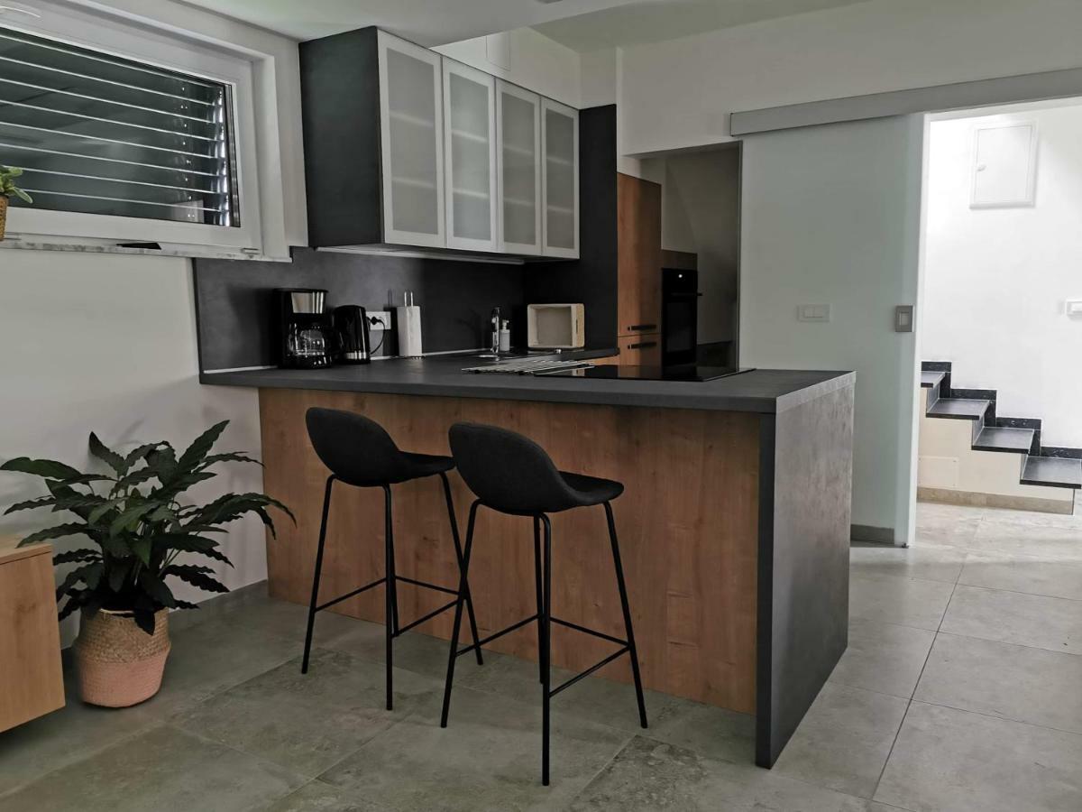 Brand New House Luna بليد المظهر الخارجي الصورة
