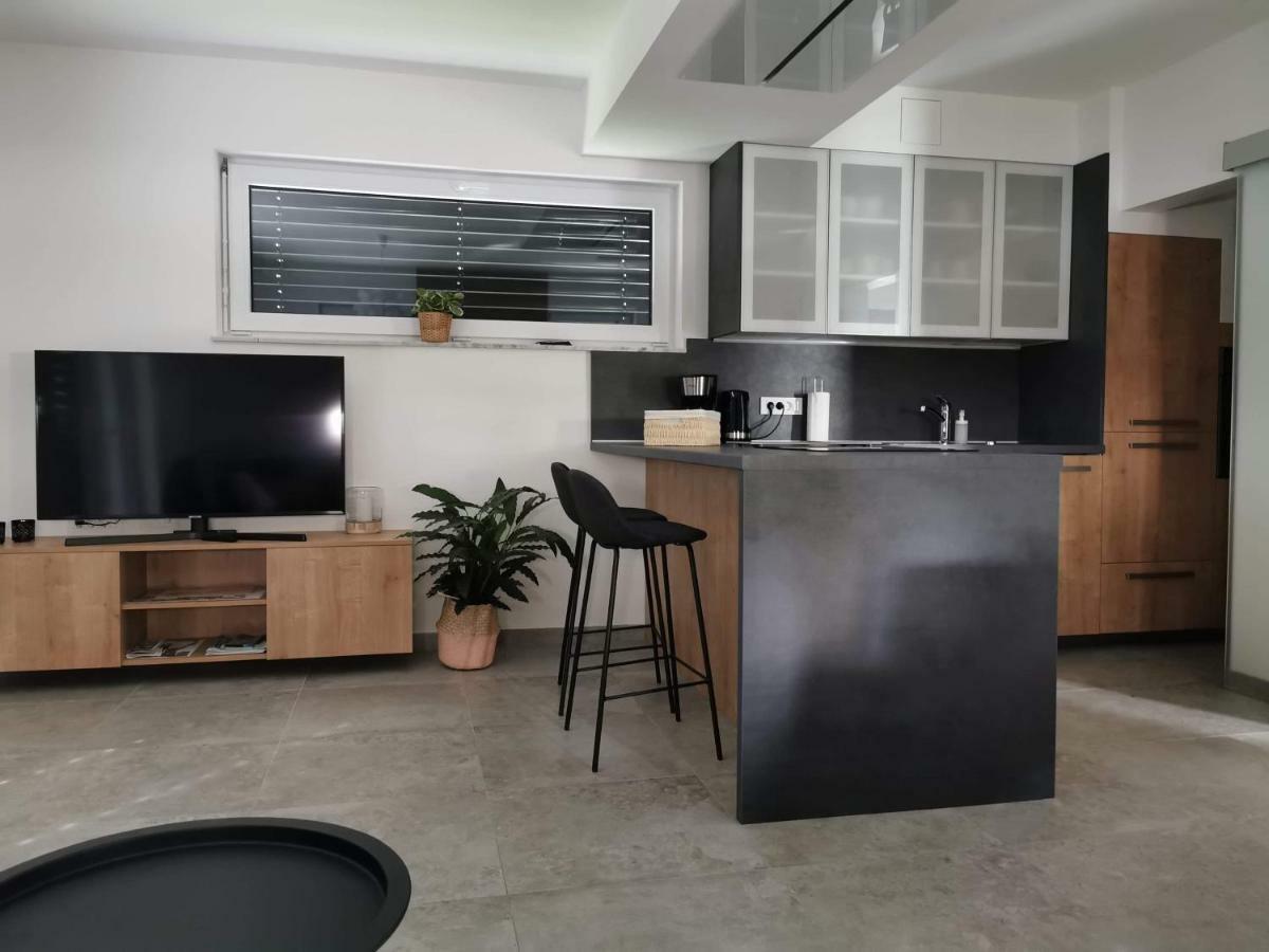 Brand New House Luna بليد المظهر الخارجي الصورة