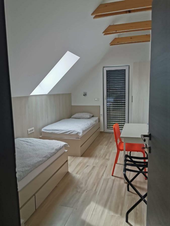 Brand New House Luna بليد المظهر الخارجي الصورة